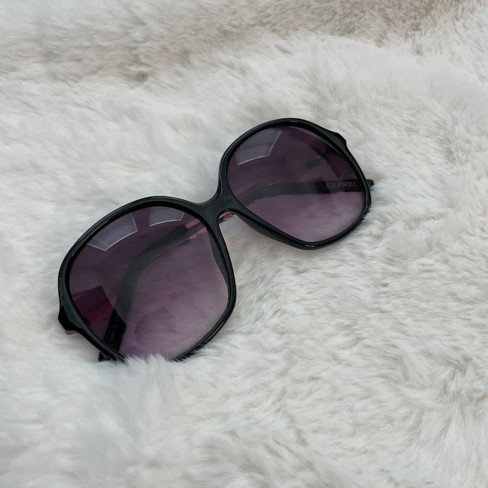 Express sunglasses